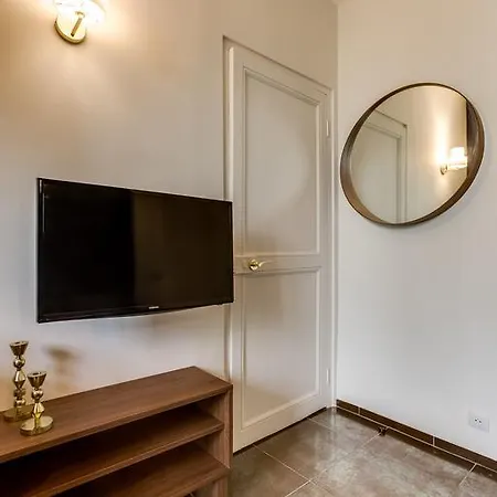 Apartment La Casa Nissarte - Centre Pres Gare - Wifi -parking , Confort Et Cosy *