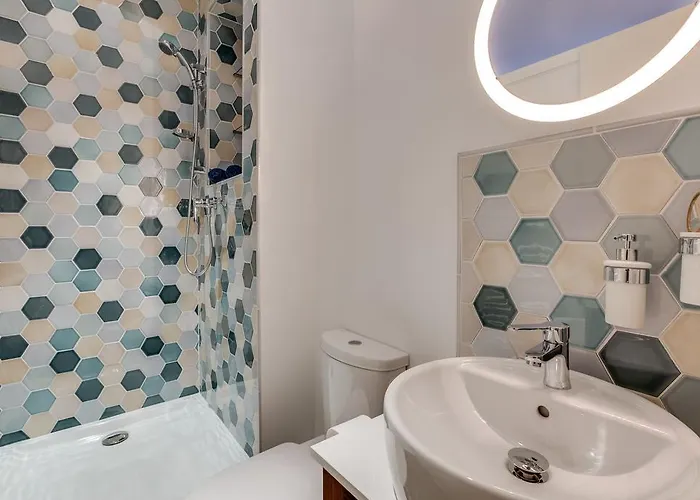 Casa Nissarte - Near Train Station - Parking - Confort & Cosy- Ac ニース